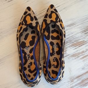Rothys The Point in Big Cat, size 9